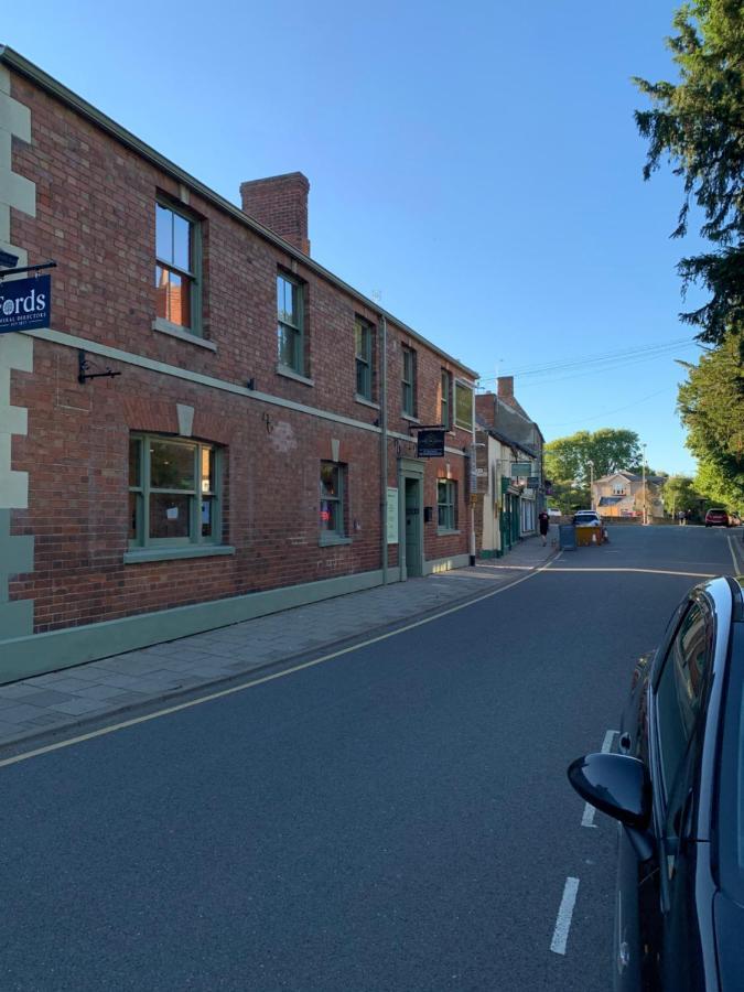 Oakham Hotel エクステリア 写真